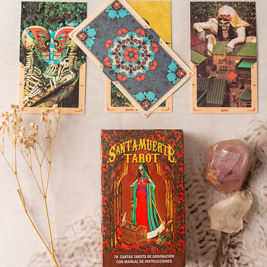 Santa Muerte Tarot Deck - Mystical Divination for the Day of the Dead (Spanish Edition)